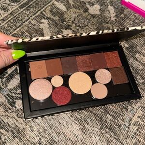 Lot of depotted eyeshadows